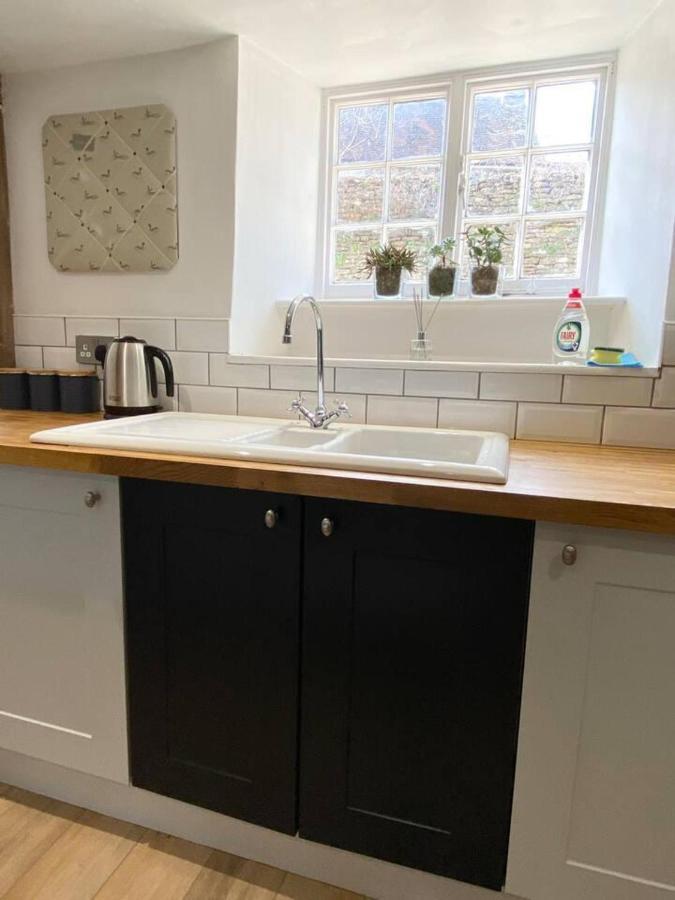 Cosy Two Bedrooom Cottage Set In A Dorset Village 스터민스터뉴턴 외부 사진