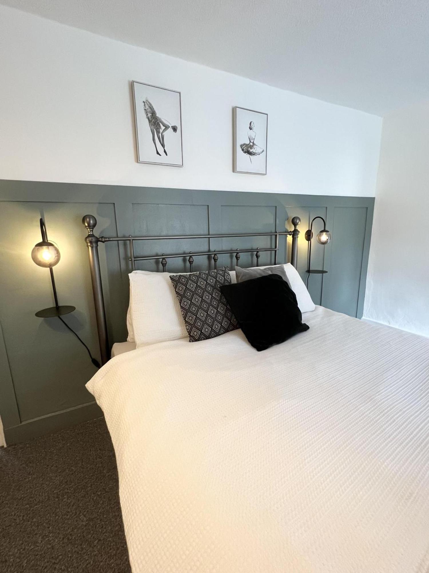 Cosy Two Bedrooom Cottage Set In A Dorset Village 스터민스터뉴턴 외부 사진